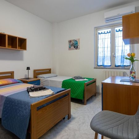 Casa Marcy Appartement Oristano Buitenkant foto